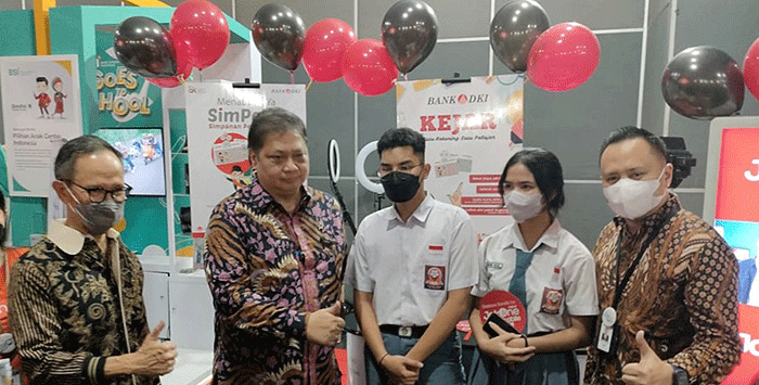 Kegiatan KEJAR Prestasi Generasi Muda Indonesia (KREASIMUDA) yang diselenggarakan secara hybrid dan dihadiri oleh 3.000 pelajar tingkat SD, SMP, SMA/sederajat.