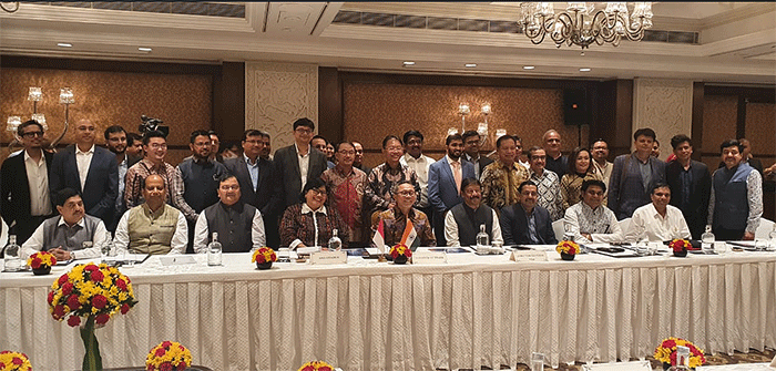 Mendag Zulkifli Hasan menyaksikan penandatanganan 22 kesepakatan kerja sama (MoU) antara pelaku usaha kedua negara senilai USD 3,2 miliar, Senin (22/8/2022).