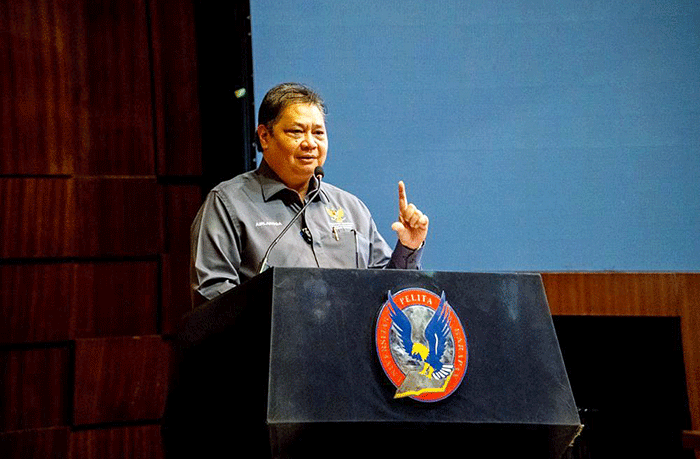 Menko Bidang Perekonomian Airlangga Hartarto saat menjadi Distinguished Guest Speaker pada acara seminar UPH Festival 2022.