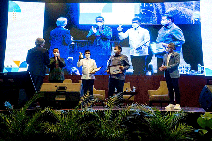Menko Bidang Perekonomian Airlangga Hartarto saat menjadi Distinguished Guest Speaker pada acara seminar UPH Festival 2022.