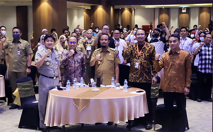 Kementerian Ketenagakerjaan bekerja sama dengan Dinas Tenaga Kerja dan Transmigrasi Sulawesi Selatan menggelar Job Fair.
