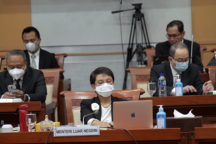 Menteri Luar Negeri Retno Marsudi saat mengikuti rapat kerja dengan Komisi I DPR di Kompleks Parlemen, Senayan, Jakarta, Kamis (1/9/2022).