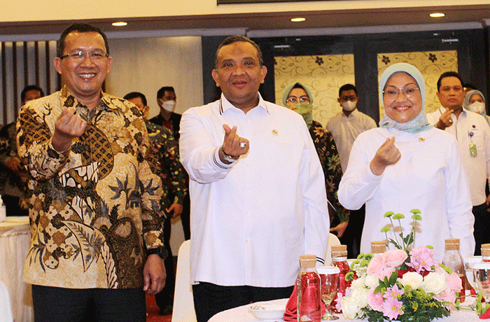 Penandatanganan Perjanjian Kerja sama Penyaluran Bantuan berupa Subsidi Gaji/upah bagi Pekerja/Buruh tahun Anggaran 2022 di Jakarta, Selasa (6/9/2022).