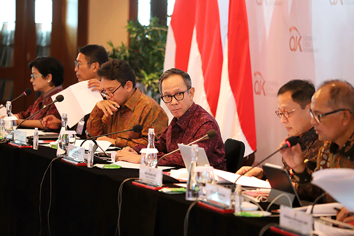 Konferensi pers Rapat Dewan Komisioner OJK di Jakarta, Senin (5/9/2022).