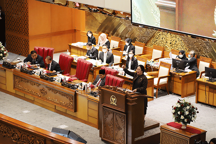 Rapat paripurna (khusus) DPR masa persidangan I tahun 2022-2023 di kompleks Parlemen, Senayan, Jakarta, Selasa (6/9/2022).