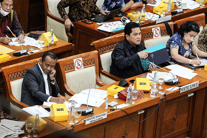 Rapat kerja dengan komisi VI DPR di kompleks Parlemen, Senayan, Jakarta, Kamis (8/9/2022).