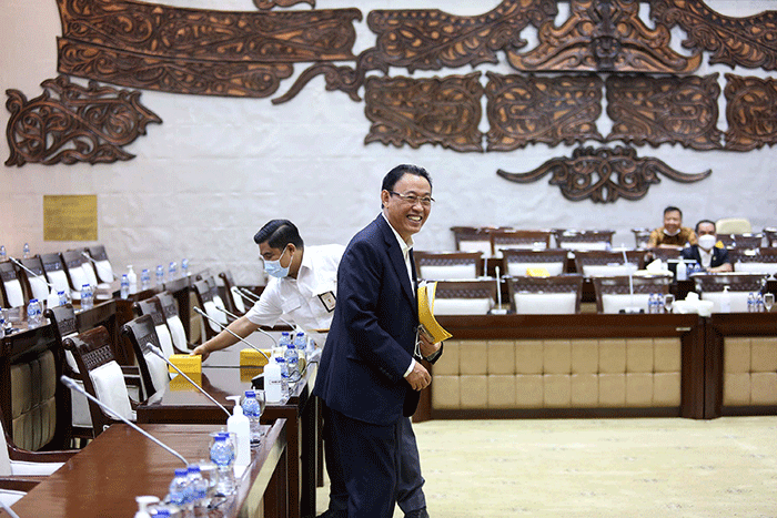 Calon anggota Badan Pemeriksa Keuangan (BPK) Ahmadi Noor Supit mengikuti uji kelayakan dan kepatutan oleh Komisi XI DPR di Kompleks Parlemen Senayan.