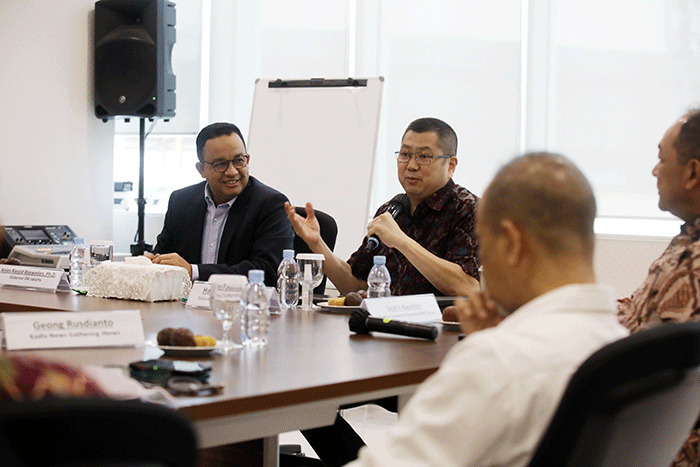 Executive Chairman MNC Group Hary Tanoesoedibjo bersama jajaran pimpinan media MNC Group menerima kunjungan silaturahmi Gubernur DKI Jakarta Anies Baswedan.