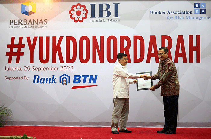 Pelaksanaan kegiatan donor darah di Menara BTN, Jakarta Pusat, Kamis (29/9/2022).