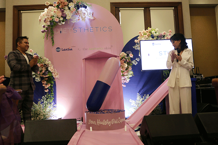 Grand Launching DIETSTHETICS, produk pendukung program diet hasil kolaborasi Kimia Farma Diagnostika & The Aesthetics Skin Clinic di Jakarta, Kamis (29/9/2022).