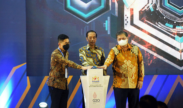 Menteri Koordinator Bidang Perekonomian Airlangga Hartarto saat acara Gerakan Nasional Kemitraan Inklusif Untuk UMKM Naik Kelas, Senin (3/10/2022).
