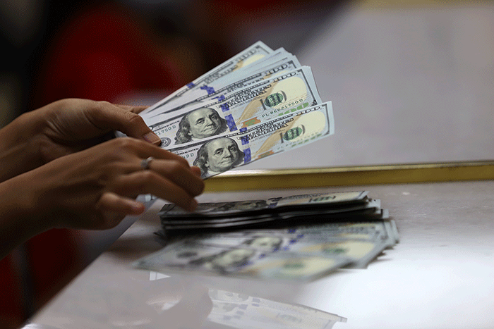 Rupiah Melemah 75 Poin Ke Rp15.302 Per USD