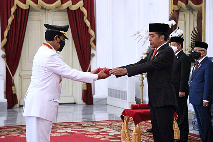 Presiden Joko Widodo resmi melantik pasangan Gubernur dan Wakil Gubernur Daerah Istimewa Yogyakarta terpilih masa jabatan tahun 2022 – 2027 di Istana Negara.