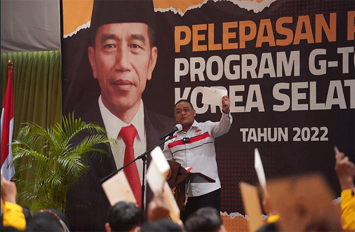 Kepala BP2MI Benny Rhamdani memberikan paparannya saat pelepasan Pekerja Migran Indonesia (PMI) Program Government to Government (G to G) Korea Selatan.