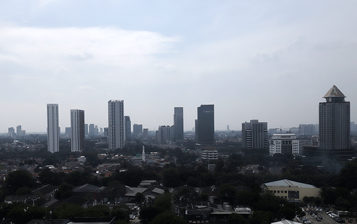 Gedung bertingkat terlihat dari ketinggian di kawasan Jakarta Selatan, Selasa (11/10/2022).