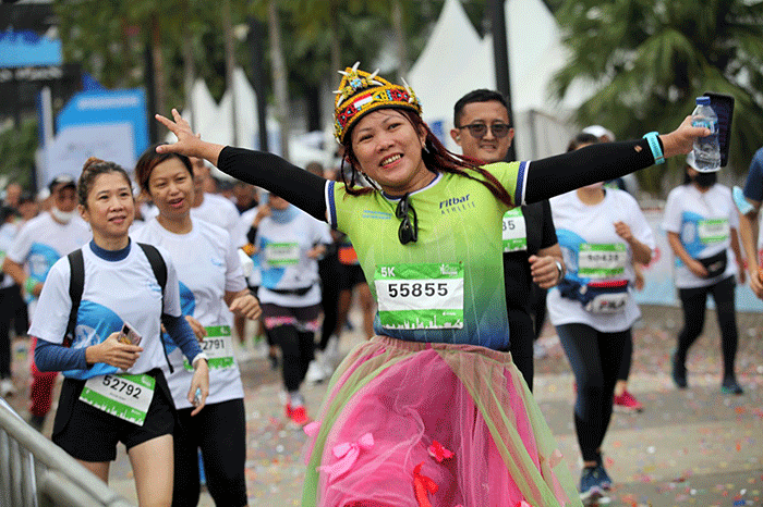 Menparekraf Sandiaga Uno saat menghadiri Jakarta Marathon 2022 di Jakarta, Minggu (16/10/2022).