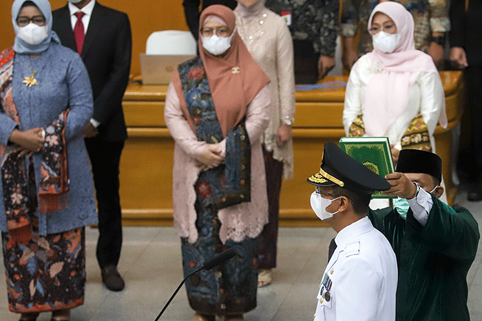 Menteri Dalam Negeri Muhammad Tito Karnavian melantik Kepala Sekretariat Presiden RI Heru Budi Hartono menjadi penjabat (Pj) Gubernur DKI Jakarta.