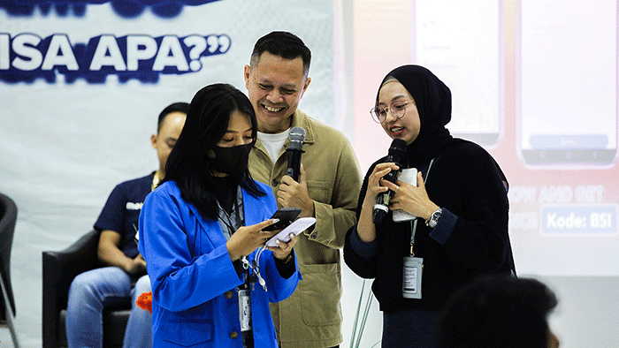 Head of Marketing Communication PT MNC Life Assurance Septika Helena saat membuka acara gebyar BIK 2022 di Universitas BSI Jakarta, Selasa (18/10/2022).