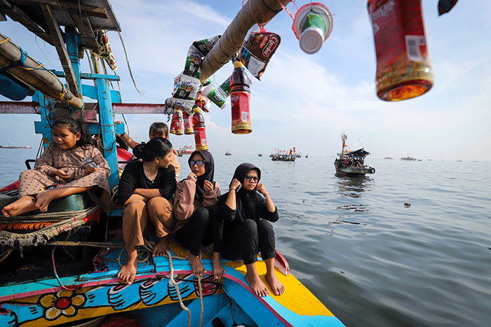 Melihat Tradisi Nadran Pesta Laut Di Cilincing