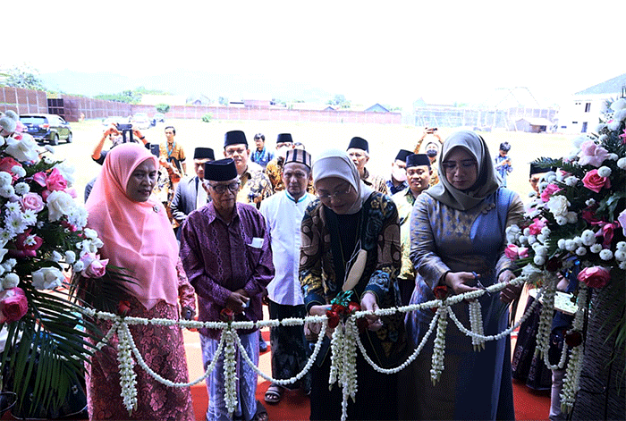 Wakil Presiden KH Ma'ruf Amin meresmikan sebanyak 785 Pembangunan Balai Latihan Kerja (BLK) Komunitas Tahun 2021.