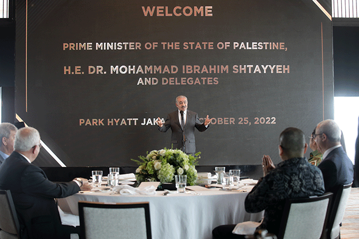 Executive Chairman MNC Group, Hary Tanoesoedibjo menggelar pertemuan dengan Perdana Menteri (PM) Palestina Mohammad IM Shtayyeh di Hotel Park Hyatt.