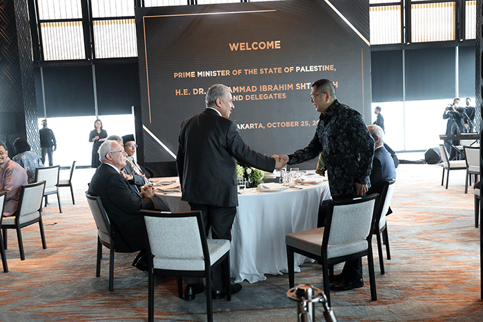 Executive Chairman MNC Group, Hary Tanoesoedibjo menggelar pertemuan dengan Perdana Menteri (PM) Palestina Mohammad IM Shtayyeh di Hotel Park Hyatt.