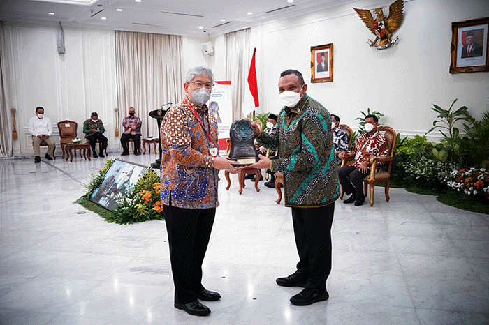 Penghargaan Jaminan Sosial Ketenagakerjaan (Paritrana Award) Tahun 2022, di Jakarta, Kamis (27/10/2022).