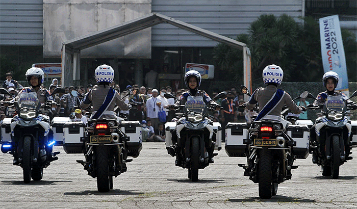 Penutupan Indo Defence 2022 menampilkan atraksi kesenian nasional Reog Ponorogo di pameran Indo Defence 2022, JI-EXPO, Kemayoran, Jakarta Pusat.