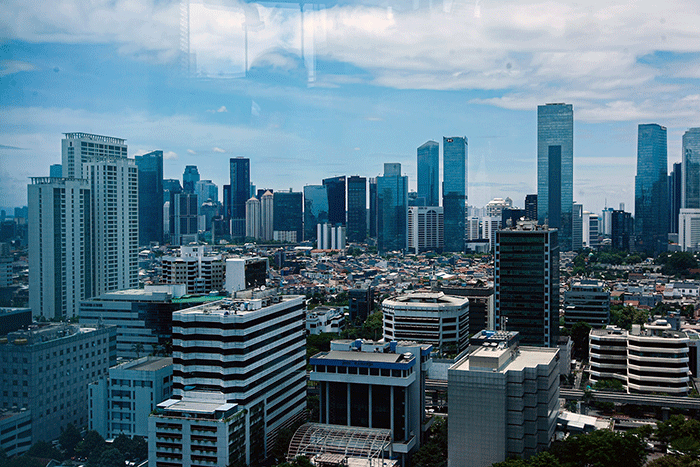 Suasana deretan gedung bertingkat di kawasan Kuningan, Jakarta Selatan, Selasa (8/11/2022).
