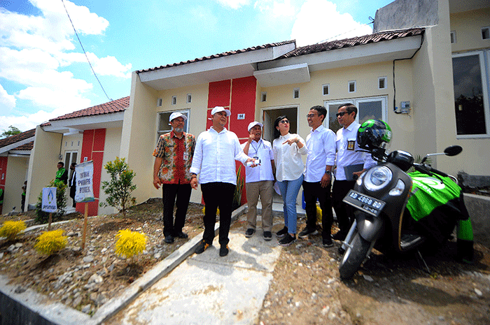 Akad Perdana KPR untuk Gojek di Perumahan Semesta Jeruk Sawit Perumnas, Karanganyar, Jawa Tengah, Selasa (8/11/2022).
