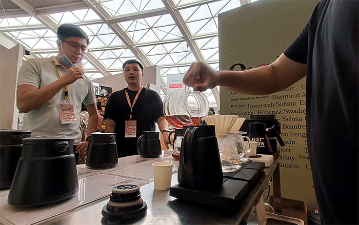 Perhelatan Livin' Jakarta Coffee Week (Jacowek) 2022 di Mal Pondok Indah 3, Jakarta, Jumat (11/11/2022).