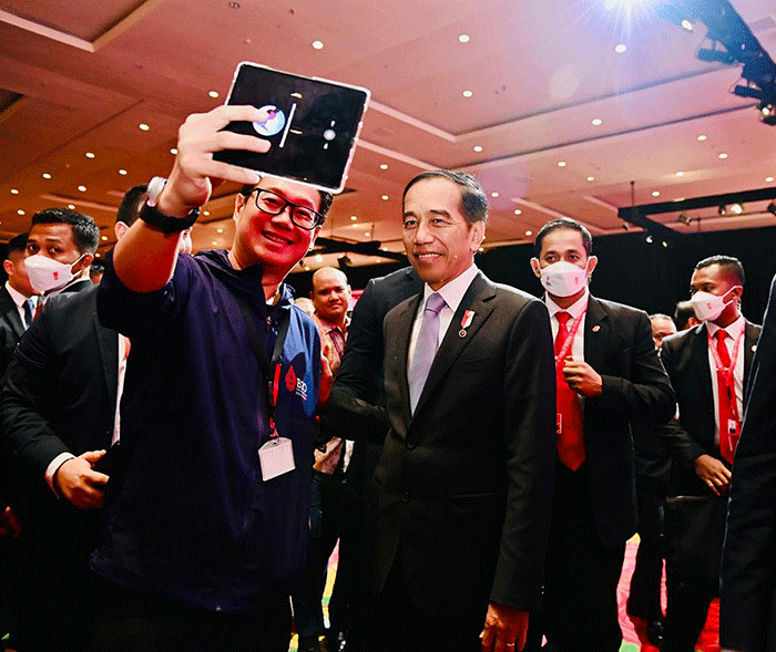 Presiden Joko Widodo menyampaikan sejumlah strategi besar dalam B20 Summit tahun 2022, yang digelar di Bali Nusa Dua Convention Center (BNDCC).