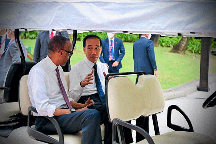 Pertemuan antara pemimpin negara di sela-sela sebuah Konferensi Tingkat Tinggi (KTT) G20 memang menjadi hal menarik.
