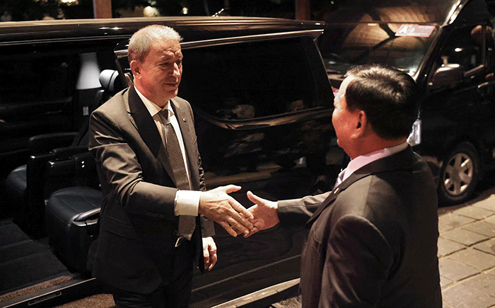 Menteri Pertahanan RI Prabowo Subianto melakukan pertemuan bilateral lanjutan dengan Menteri Pertahanan Turki, Hulusi Akar.