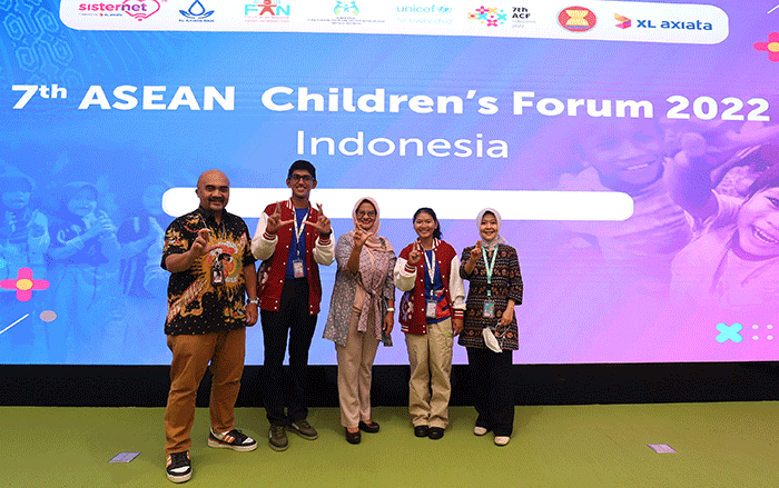 Kunjungan delegasi 7th ASEAN Children Forum (ACF) 2022 ke kantor pusat XL Axiata di Jakarta, Kamis (17/11/2022).
