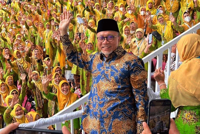 Menteri Perdagangan saat menghadiri muktamar ke-48 Muhammadiyah di Stadion Manahan Solo, Jawa Tengah, Sabtu (19/11/2022).