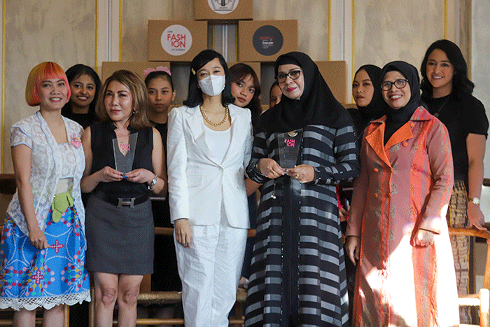 Dalam kegiatan Thailand Fashion Week SPRING-SUMMER'23 ini ISWI Fashion Academy berpartisipasi dalam 2 slot.