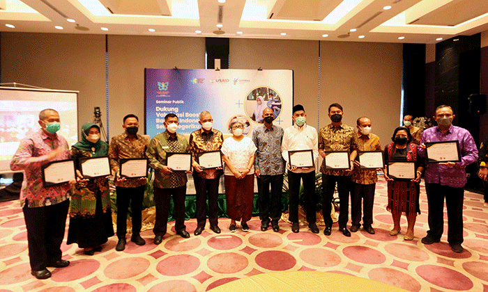 Seminar publik bertema Dukung Vaksinasi Booster, Bangkit Indonesiaku Sehat Negeriku di Jakarta, Selasa (22/11/2022).