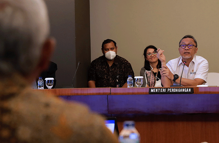 Menteri Perdagangan Zulkifli Hasan bertemu dengan perwakilan Gabungan Perusahaan Pembibitan Unggas (GPPU), Kamis (24/11/2022). 