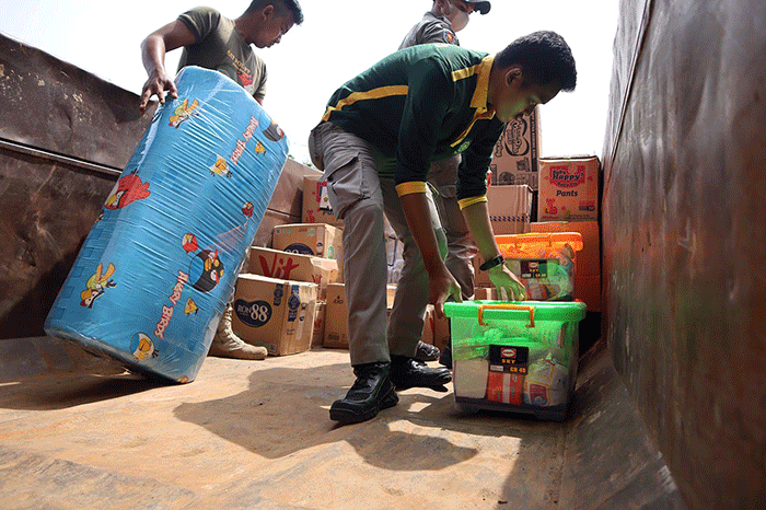 BNPB bersama Pemerintah Kabupaten Cianjur kembali mendistribusikan bantuan logistik untuk warga terdampak gempa bumi magnitudo M5,6.