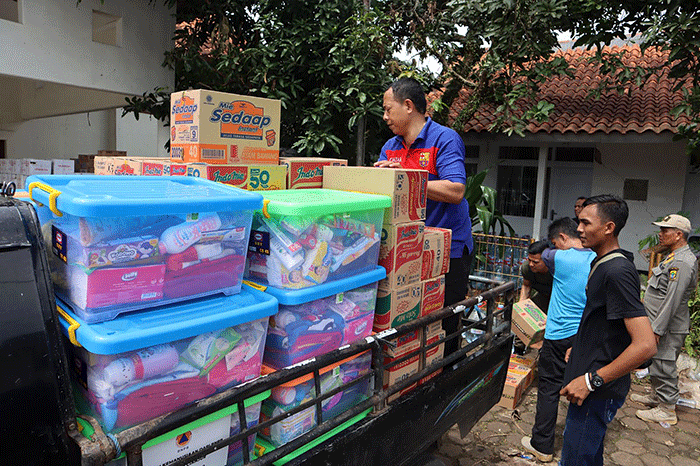BNPB bersama Pemerintah Kabupaten Cianjur kembali mendistribusikan bantuan logistik untuk warga terdampak gempa bumi magnitudo M5,6.
