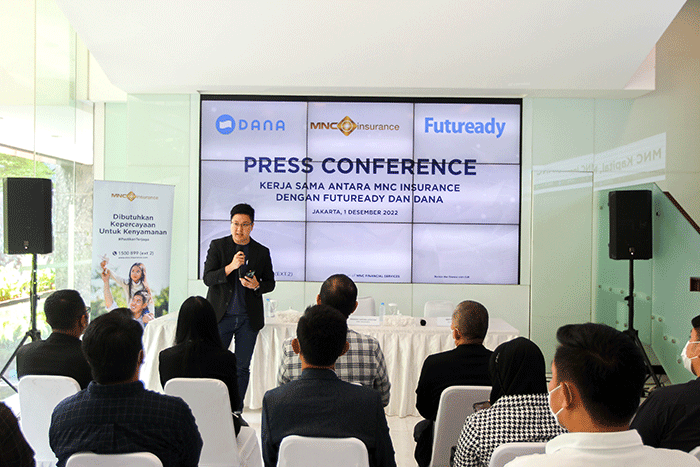 MNC Insurance resmi bekerja sama dengan aplikasi dompet digital DANA untuk menyediakan asuransi gadget yang dijembatani oleh Futuready sebagai broker asuransi.
