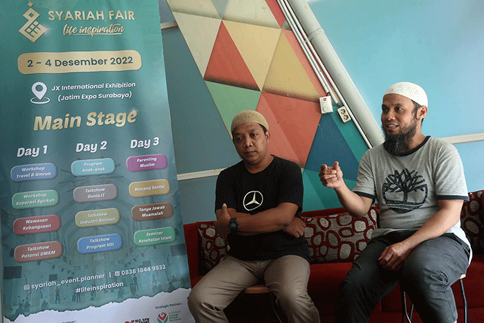 Jumpa pers terkait pelaksanaan Syariah Fair di Jatim Expo Surabaya, Jawa Timur, Rabu (30/11/2022).