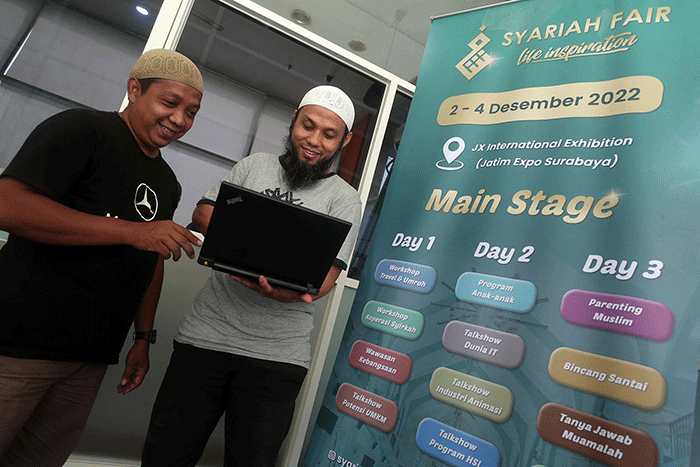 Jumpa pers terkait pelaksanaan Syariah Fair di Jatim Expo Surabaya, Jawa Timur, Rabu (30/11/2022).
