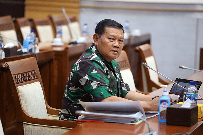 Kepala Staf Angkatan Laut (KSAL), Laksamana TNI Yudo Margono saat menjalani uji kelayakan dan kepatutan Calon Panglima TNI.