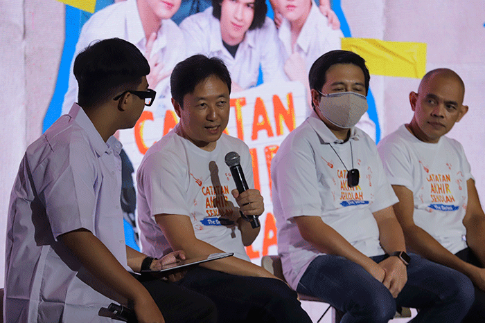 Konferensi pers untuk perilisan original series berjudul Catatan Akhir Sekolah: The Series di MNC Studios, Kebon Jeruk, Jakarta Barat, Senin (5/12/2022).