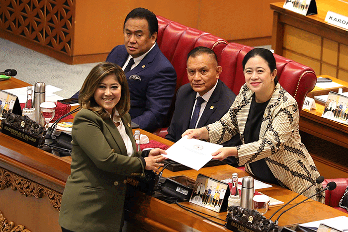 Rapat Paripurna Ke-12 Masa Persidangan II Tahun Sidang 2022-2023 di Kompleks Parlemen, Senayan, Jakarta, Selasa (13/12/2022).