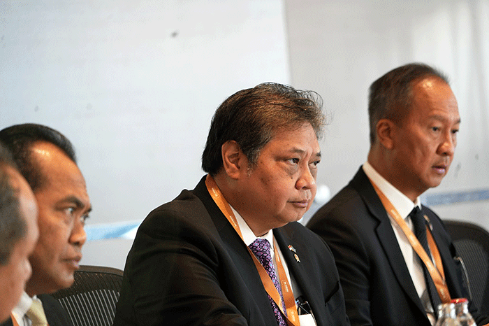 Menteri Koordinator Bidang Perekonomian Airlangga Hartarto melakukan berbagai pertemuan bilateral, baik dengan Komisioner Uni Eropa, Menteri dari negara lain.