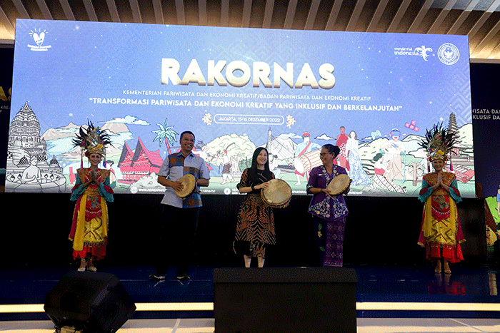 Menteri Pariwisata dan Ekonomi Kreatif (Menparekraf) Sandiaga Uno saat memberikan sambutan pada Rakornas pariwisata dan ekonomi kreatif (Parekraf) 2022.