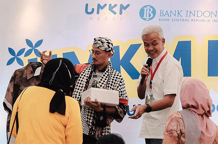 Menparekraf Sandiaga Salahuddin Uno menyampaikan apresiasinya terhadap Gubernur Jawa Tengah, Ganjar Pranowo yang mendukung penuh para pelaku ekonomi kreatif. 